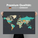 Golden Posters Weltkarte mit Legende – Schwarz-Grün-Orange (Din A2)